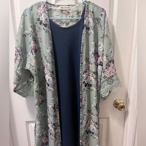 Wallflower juniors dress size medium